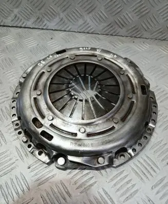 Volkswagen Golf VI Pressure plate 