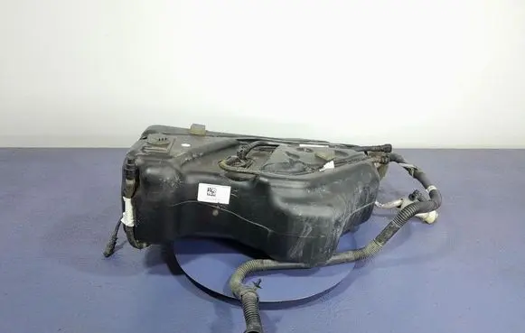 Land Rover Range Rover Sport L320 AdBlue liquid reservoir FPLA-5J228-A