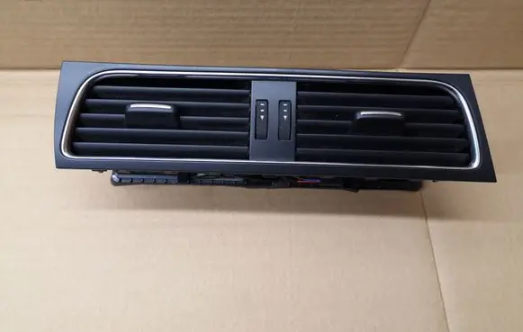 Audi A5 8T 8F Dash center air vent grill 8T1820951C