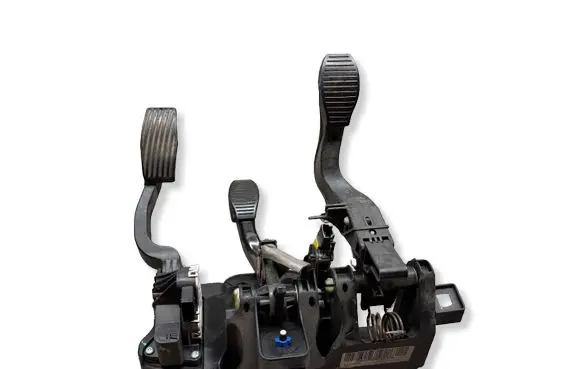 Fiat 500L Pedal assembly 