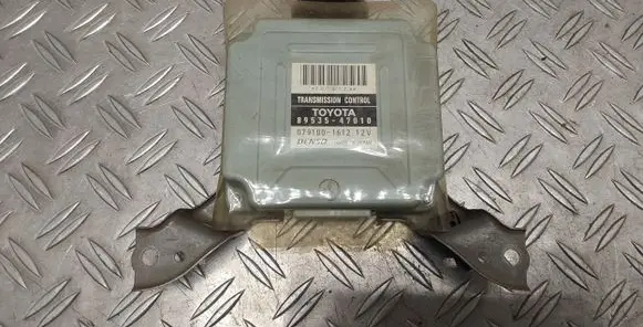 Toyota Prius (NHW20) Gearbox control unit/module 8953547010