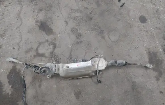 Volkswagen PASSAT B6 Steering rack 1K1423981J