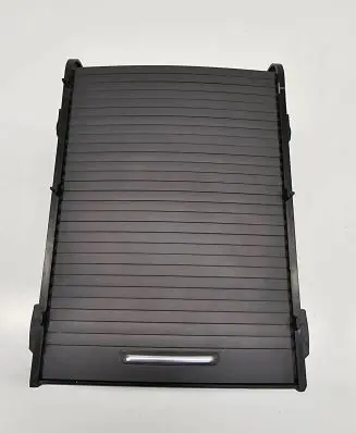 Cup holder front