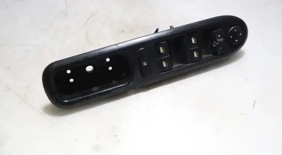 Peugeot 407 Electric window control switch