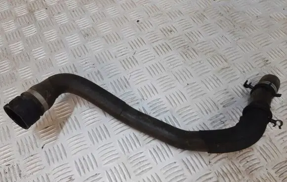Ford Kuga II Engine coolant pipe/hose