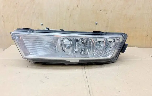 Skoda Rapid (NH) Front fog light 5JA941699B