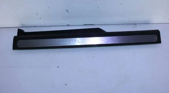 Fiat Punto Evo Front sill (body part) 735488147 B985 77F102447