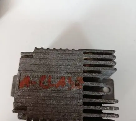 Coolant fan relay