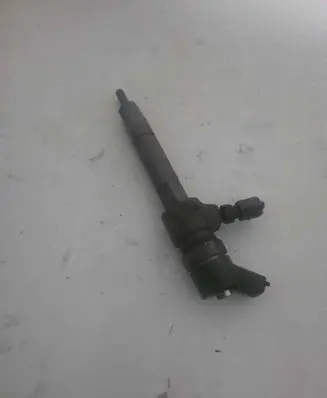 Opel Zafira B Fuel injector 0445110165