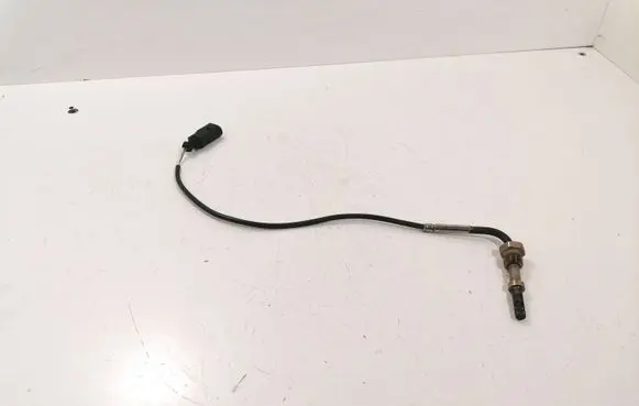 Audi A8 S8 D3 4E Exhaust gas temperature sensor 057906088A