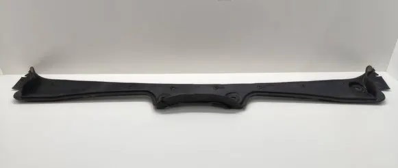 BMW 5 E60 E61 Wiper trim 7027083 51717027083 74850610
