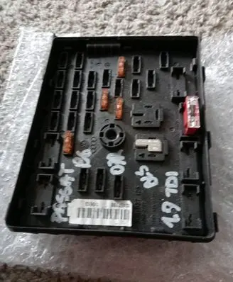Volkswagen PASSAT B6 Fuse module 3c0937125