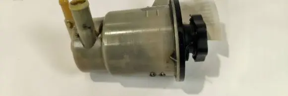 Ford Mustang V Power steering fluid tank/reservoir 4R33-3R700-AC