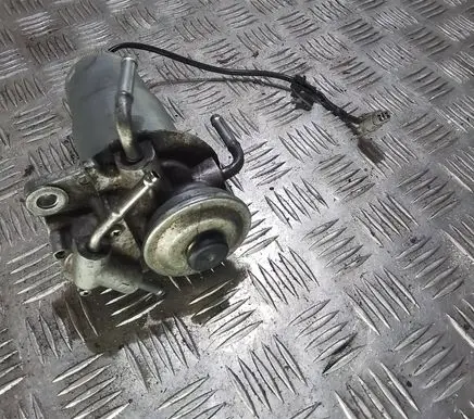 Toyota Avensis T250 Mechanical fuel pump 