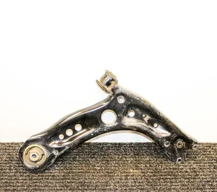 Seat Leon (5F) Front lower control arm/wishbone 5Q0407152L