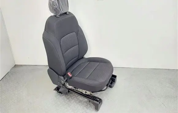 Ford Kuga III Front driver seat 