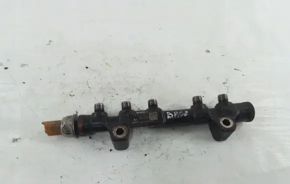 Opel Crossland X Fuel main line pipe 0445214318
