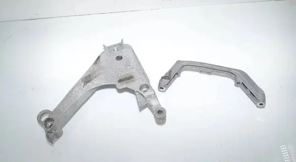 BMW i3 Engine mounting bracket 7626107 6878935 12907626107