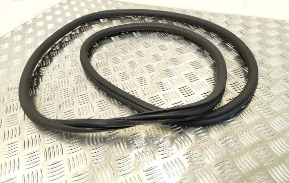 Rubber seal rear door