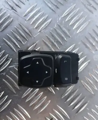 Hyundai Kona I Wing mirror switch 3K548A1000 20210709