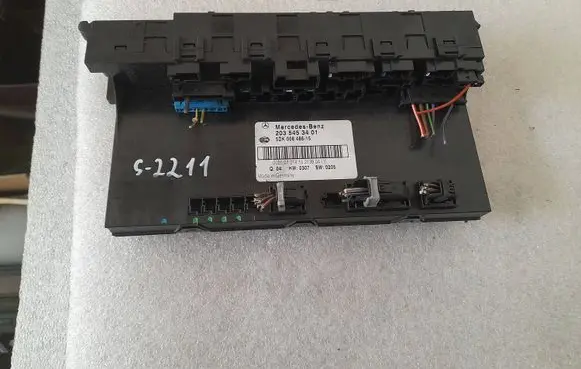 Mercedes-Benz CLK A209 C209 Fuse box set a2035453401 2035453401