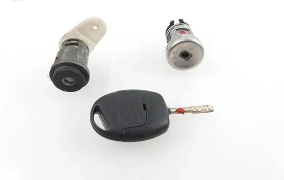 Ford Mondeo MK II Ignition lock 