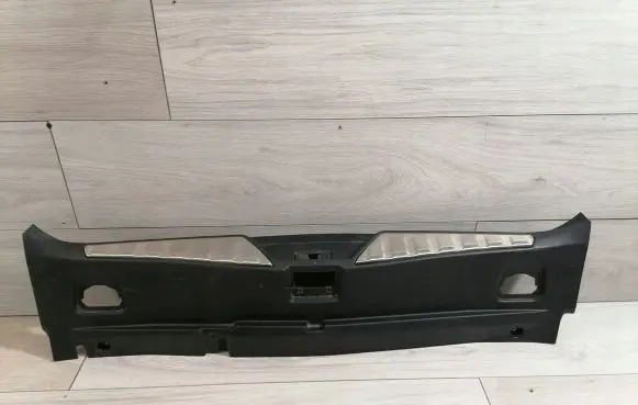 Maserati Quattroporte Trunk/boot sill cover protection 670013681