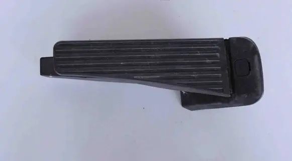 Volvo XC90 Accelerator throttle pedal 31445780