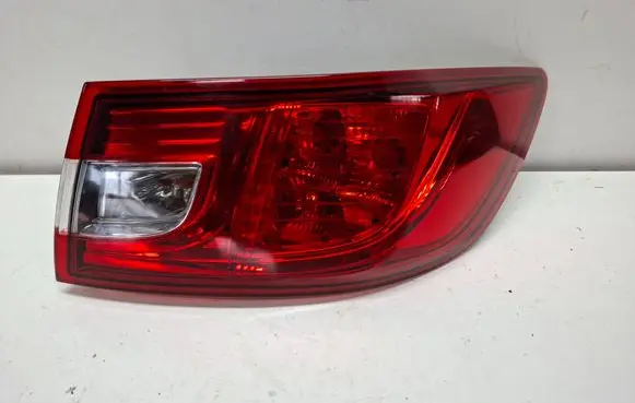 Renault Clio IV Rear/tail lights S27639802 265506608R