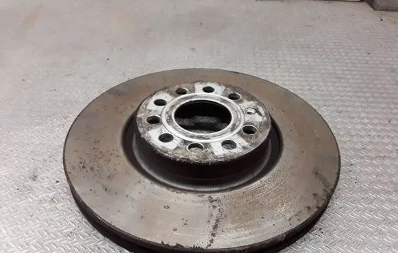 Volkswagen PASSAT B6 Front brake disc 