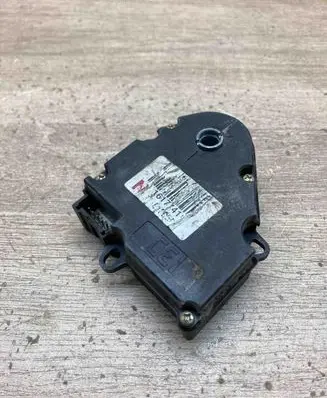 Chevrolet Alero Air flap motor/actuator 1617741