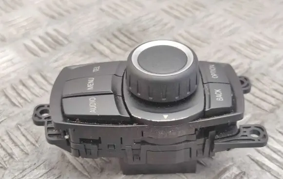 BMW 3 F30 F35 F31 Head unit multimedia control 9261704