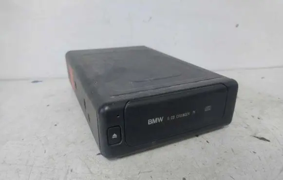 BMW 7 E38 CD/DVD changer 8375537