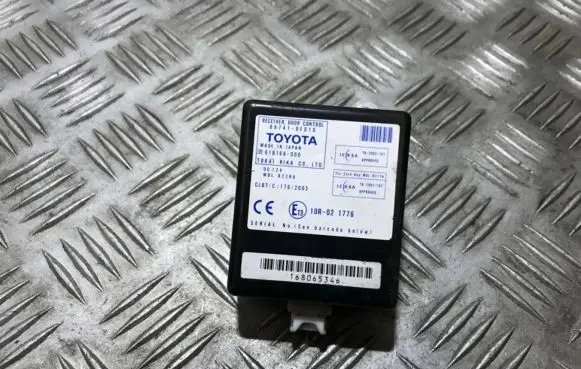 Toyota Corolla Verso AR10 Door control unit/module 897410f010 89741-0f010