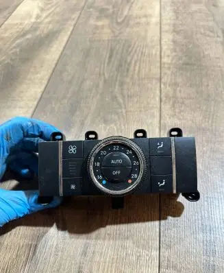 Mercedes-Benz GL X164 Climate control unit A1648700189 03420860
