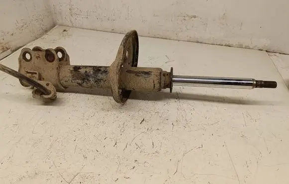 Toyota Avensis T220 Front shock absorber/damper