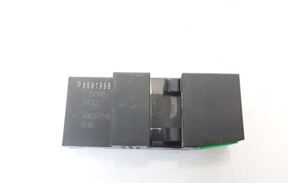 Volvo XC70 Other control units/modules 8691998