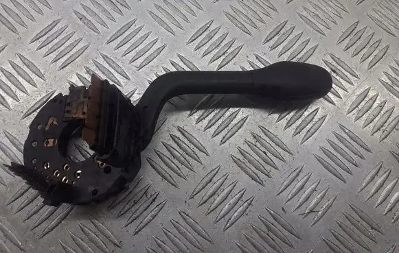 Volkswagen Polo III 6N 6N2 6NF Indicator stalk DOTSAEQB91