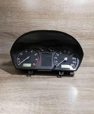 Skoda Fabia Mk1 (6Y) Speedometer (instrument cluster) 6Y0920870M
