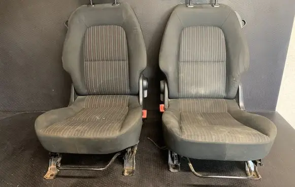 Seat set