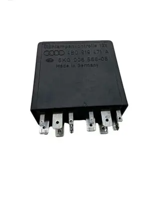 Audi TT Mk1 Hazard warning light relay 4B0919471A 5KG00656805