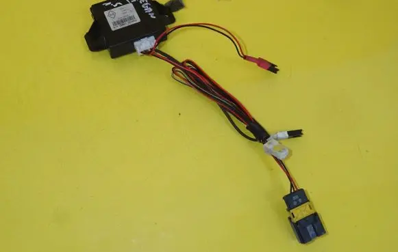 Renault Megane III Alarm control unit/module 4M5418R0A