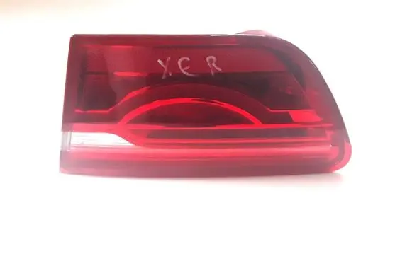 Jaguar XE Tailgate rear/tail lights GX7315K272AE