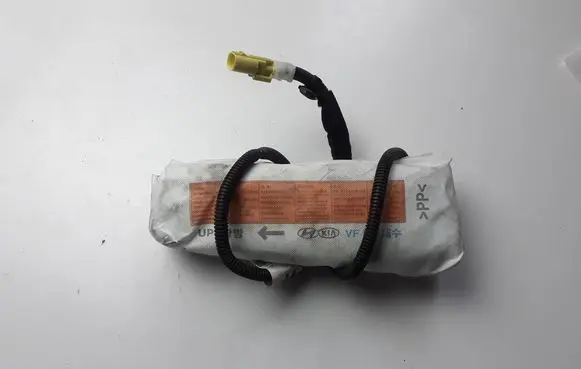 Hyundai i40 Seat airbag 889103Z000