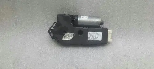 Mercedes-Benz C W205 Folding roof motor A2059001024