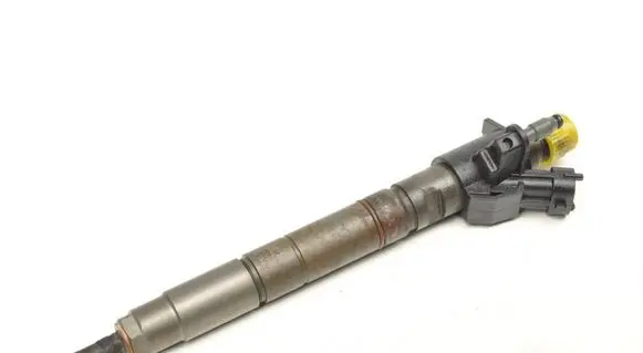 Volvo XC60 Fuel injector 31303238