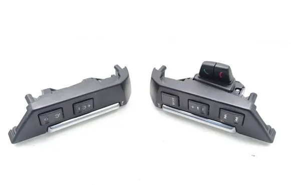 Land Rover Freelander 2 - LR2 Steering wheel buttons/switches BH52133D767GA BH5213D767CA