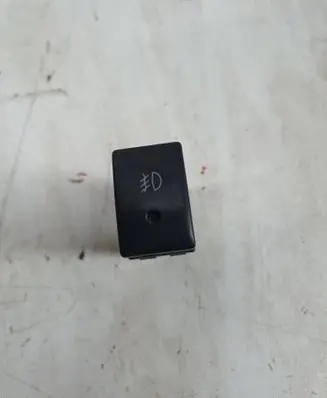 Suzuki Grand Vitara I Fog light switch 