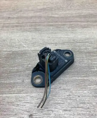 Mercedes-Benz A W168 Airbag deployment crash/impact sensor 0045423518