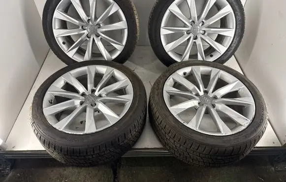 Audi A7 S7 4G R19 alloy rim 4G8601025